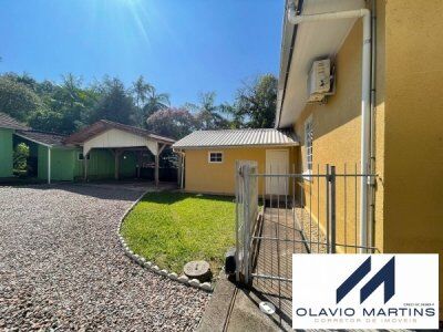 Casa a venda no centro de  Ibirama