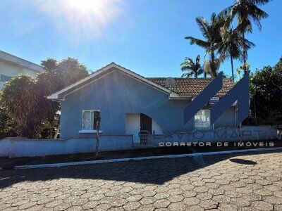 CASA A VENDA NO CENTRO DE ITUPORANGA SC