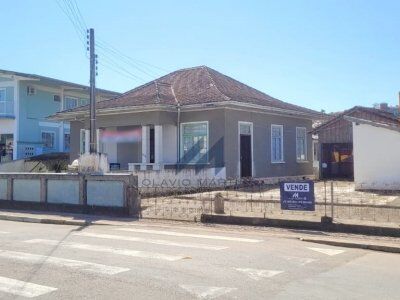 Imóvel Residencial/Comercial à Venda no Centro de Lontras - SC