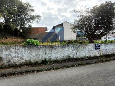 Terreno de Esquina à Venda – Bairro Eugênio Schneider, Rio do Sul/SC